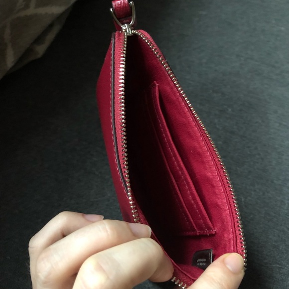 Coach Crossgrain Leather Corner Zip Wristlet - Picture 4 of 5